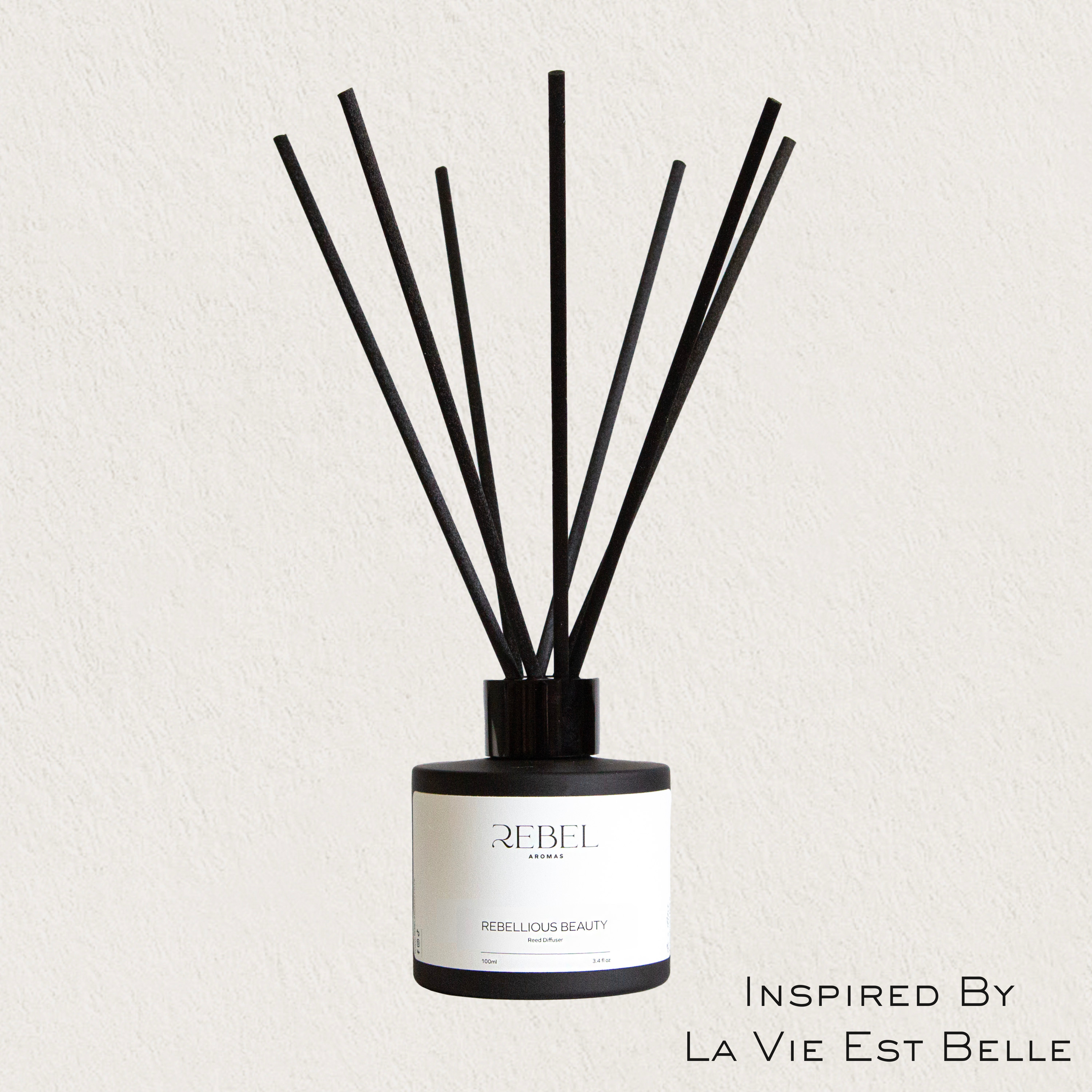 La Vie Est Belle reed diffuser